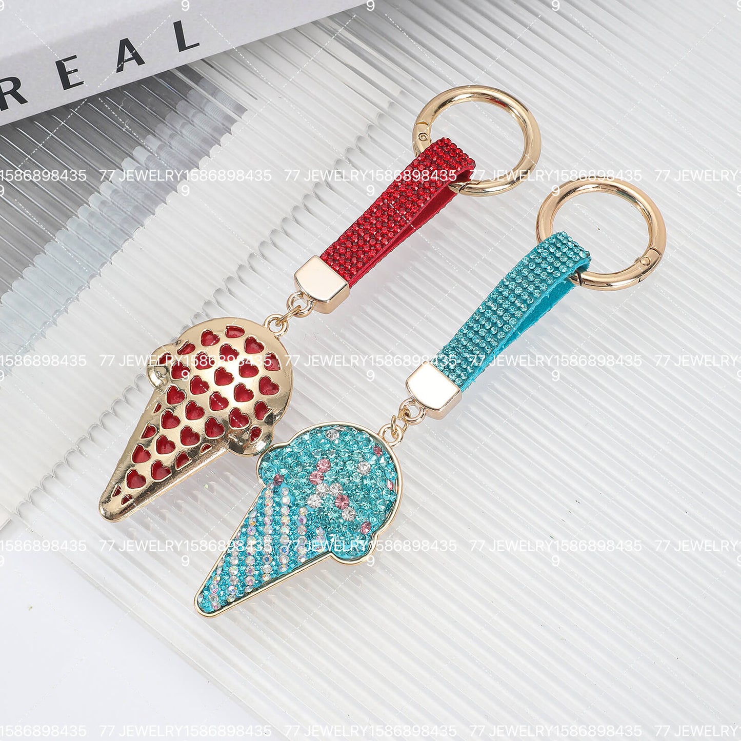KEYCHAIN #1135